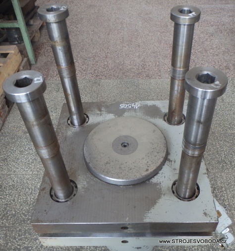 Spodní vyhazovák lisu PYE 160  (14505 (4).JPG)